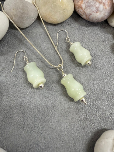 Necklace and Earrings Set: Hetian Jade