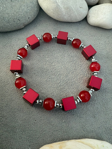 Bracelet: Aluminium Cubes & Glass Beads