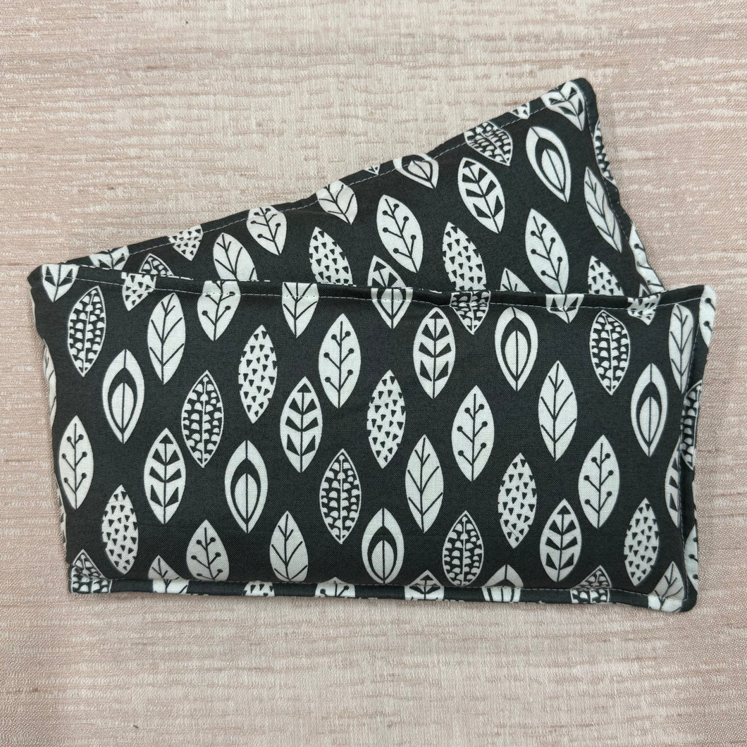 Wheatbag - Dark Grey with White Leaves